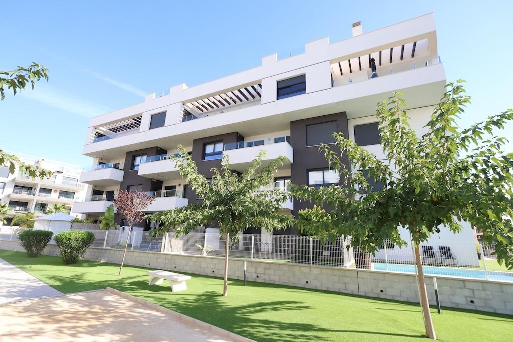 2-Bedroom Apartment in Las Filipinas, Orihuela Costa - Image 1