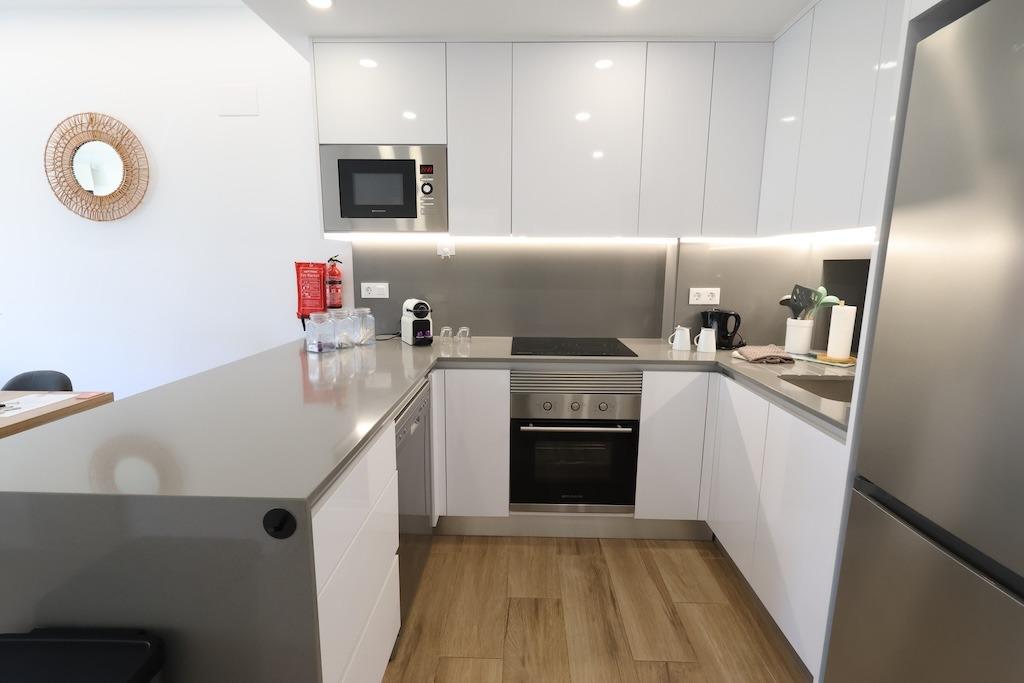 2-Bedroom Apartment in Las Filipinas, Orihuela Costa - Image 8