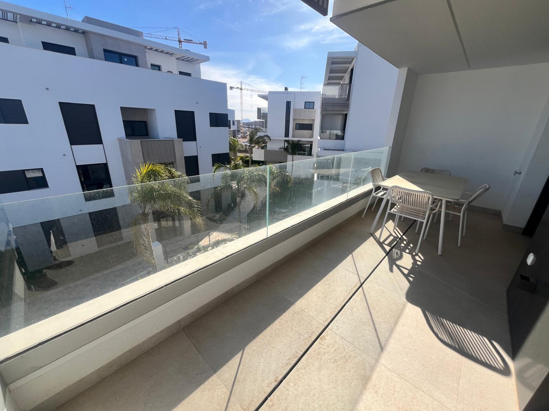 2-Bedroom Apartment in Los Alcázares - Image 14