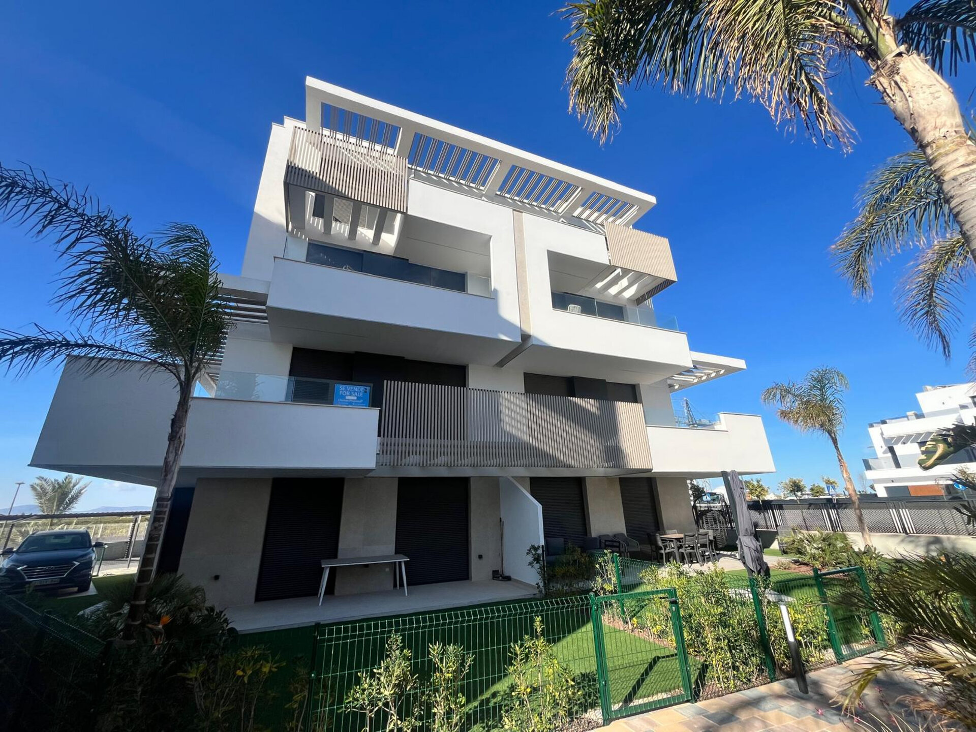 2-Bedroom Apartment in Los Alcázares - Image 18