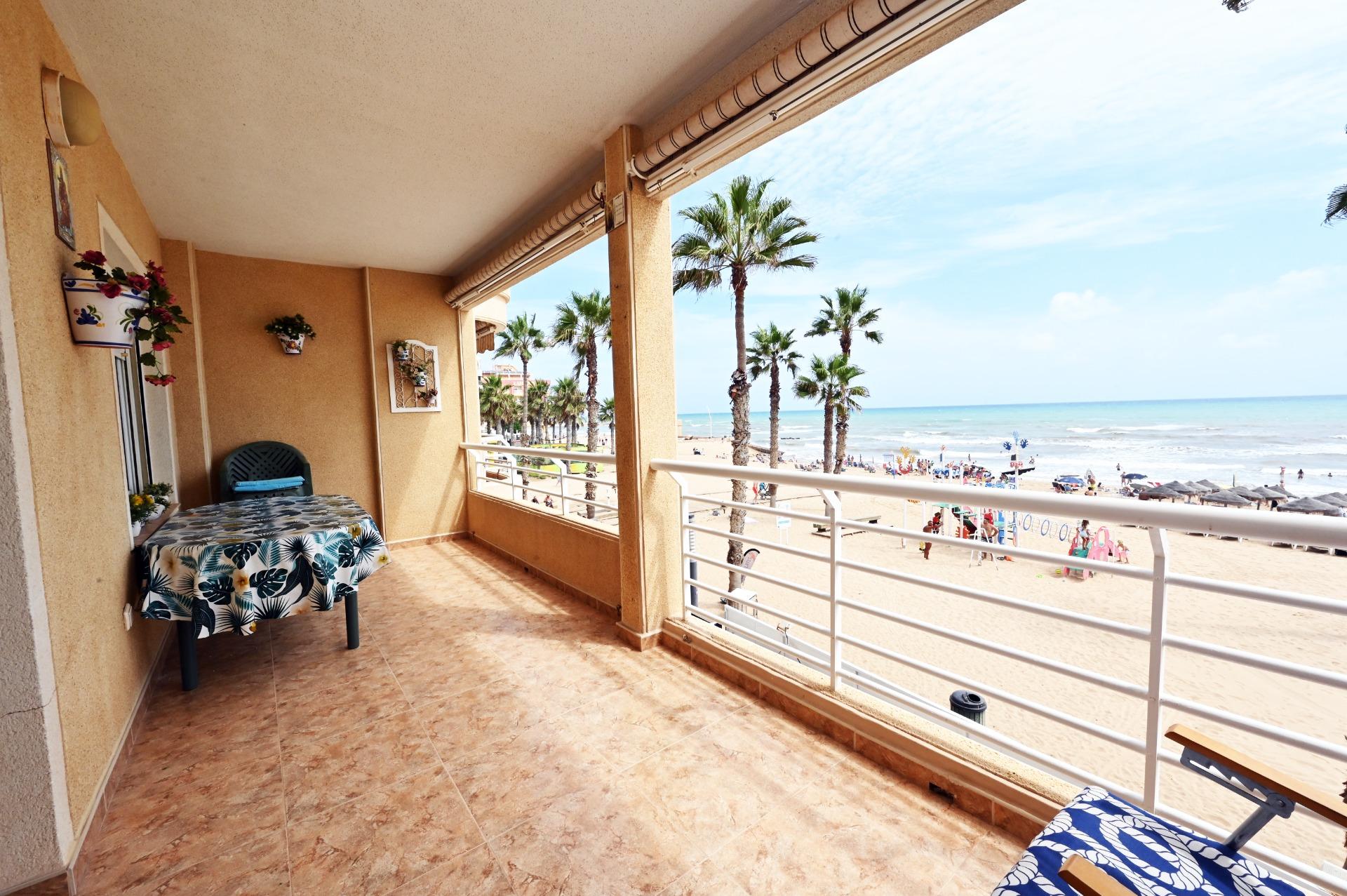 3-Bedroom Apartment in Torrevieja - Image 20