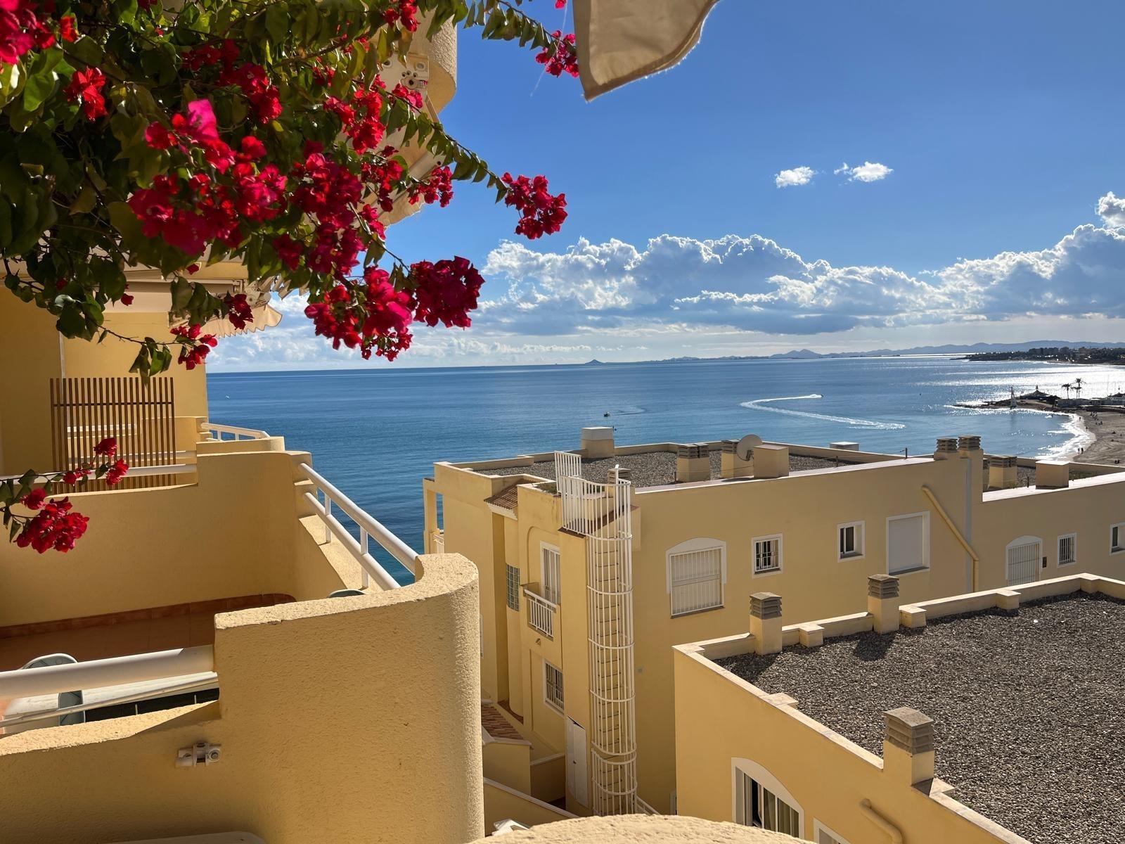 3-Bedroom Apartment in Aguamarina, Orihuela Costa - Image 3