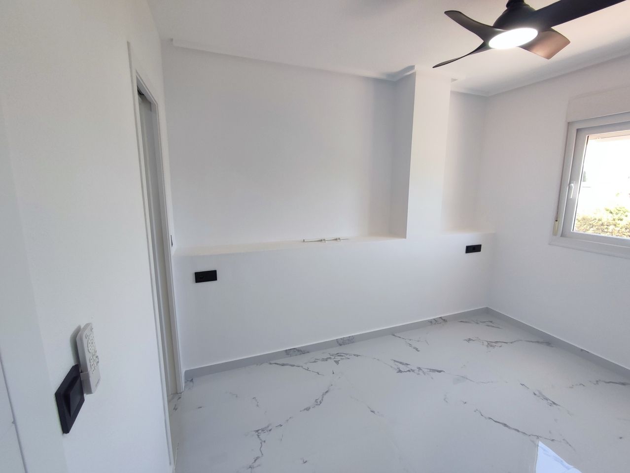 2-Bedroom Apartment in Sucina, Sucina - Image 16