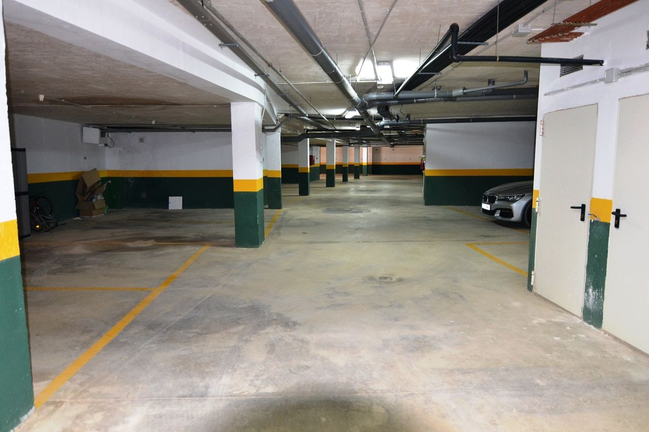 2-Bedroom Apartment in Sucina, Sucina - Image 28