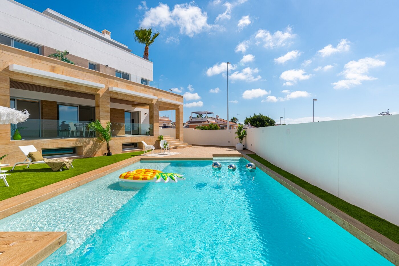 4-Bedroom Detached House in Ciudad Quesada - Image 17