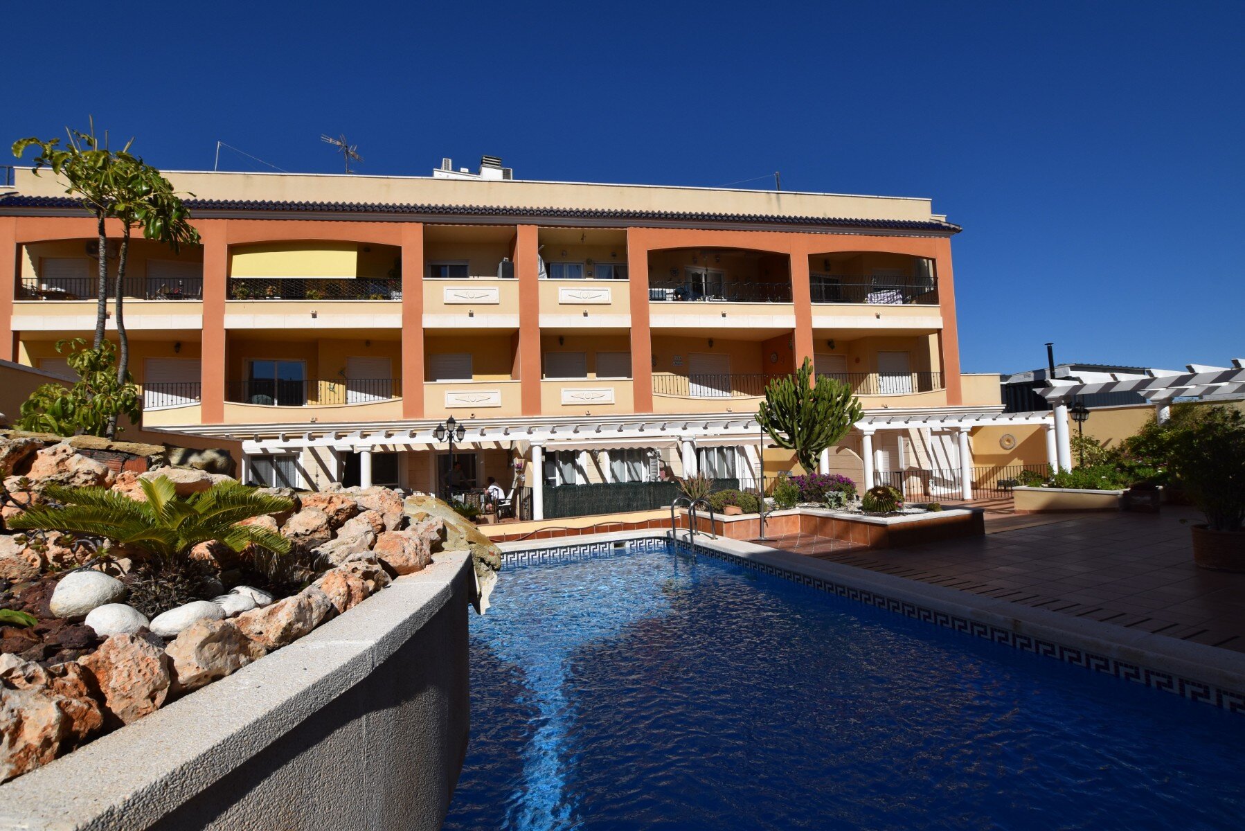 2-Bedroom Apartment in Algorfa - Image 30