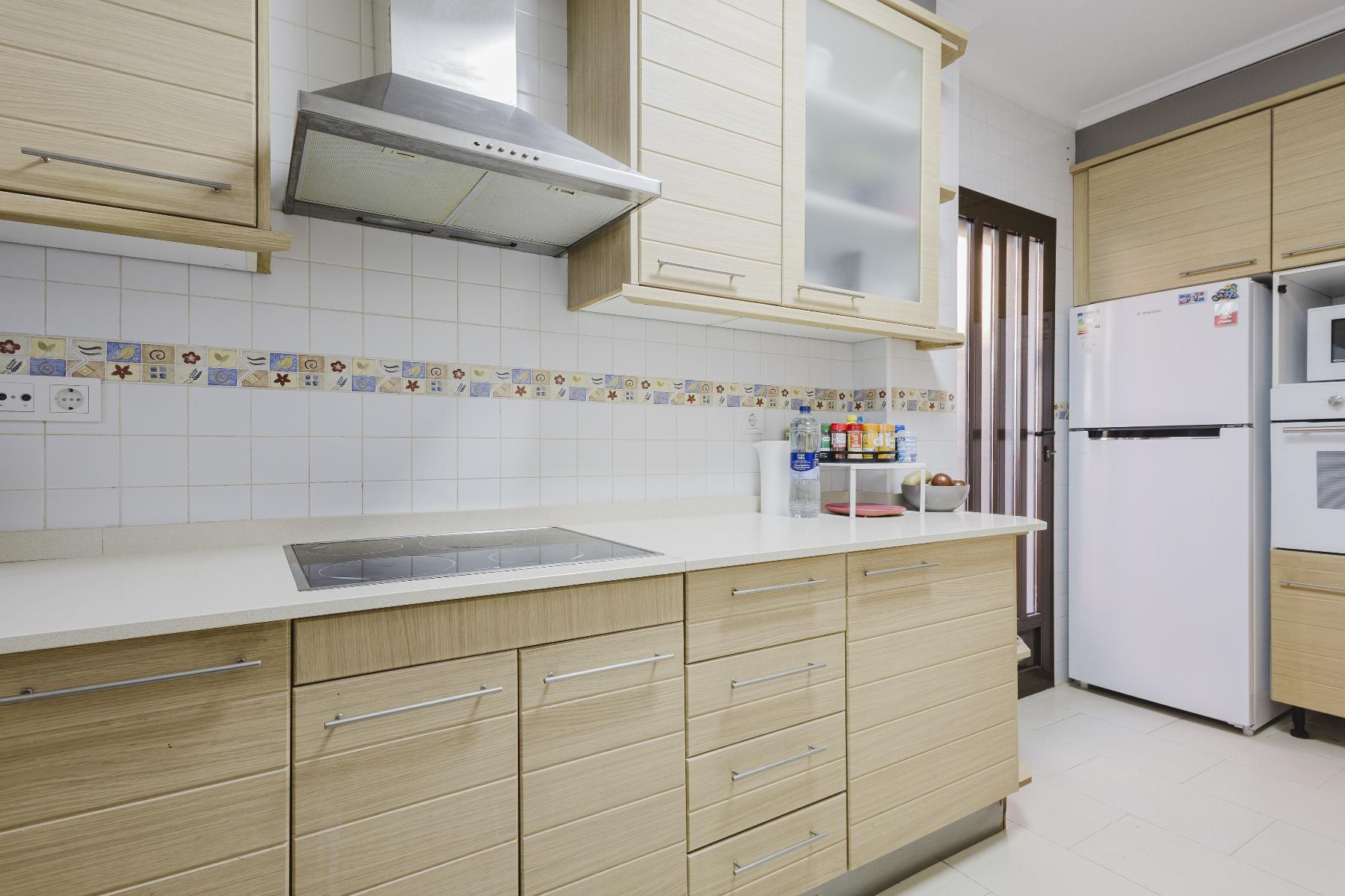 2-Bedroom Villa in Aguas Nuevas, Torrevieja - Image 12