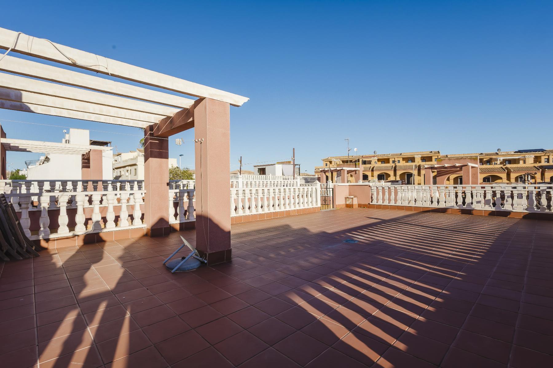 2-Bedroom Villa in Aguas Nuevas, Torrevieja - Image 26