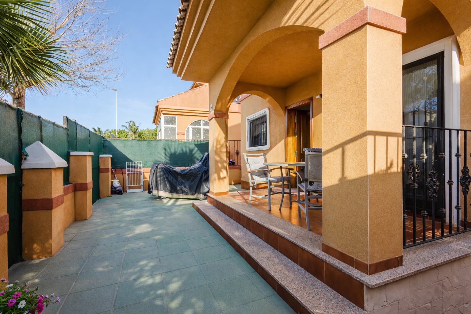 2-Bedroom Villa in Aguas Nuevas, Torrevieja - Image 3