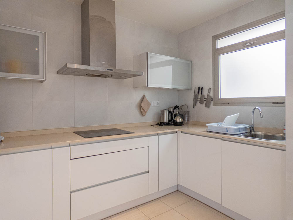 4-Bedroom Apartment in Orihuela Costa - Image 10