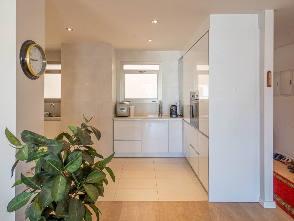 4-Bedroom Apartment in Orihuela Costa - Image 8