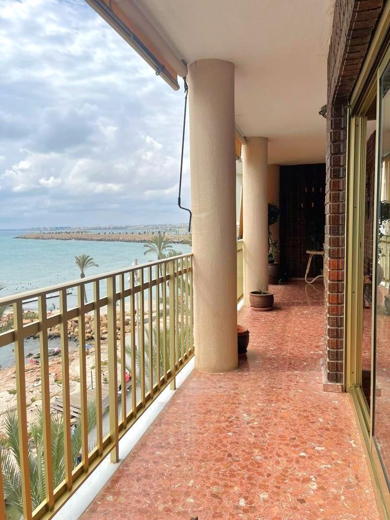 Apartment in Torrevieja - Image 11