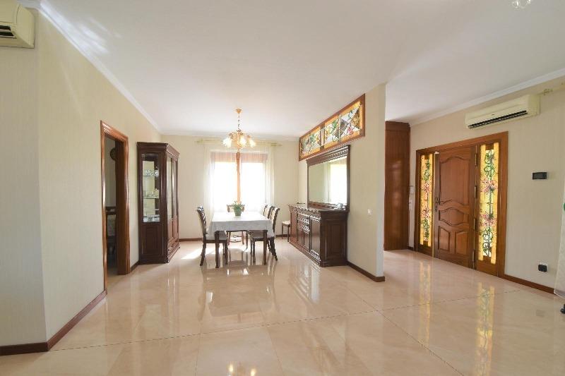 5-Bedroom Villa in Centro de la Ciudad Quesada, Rojales - Image 15