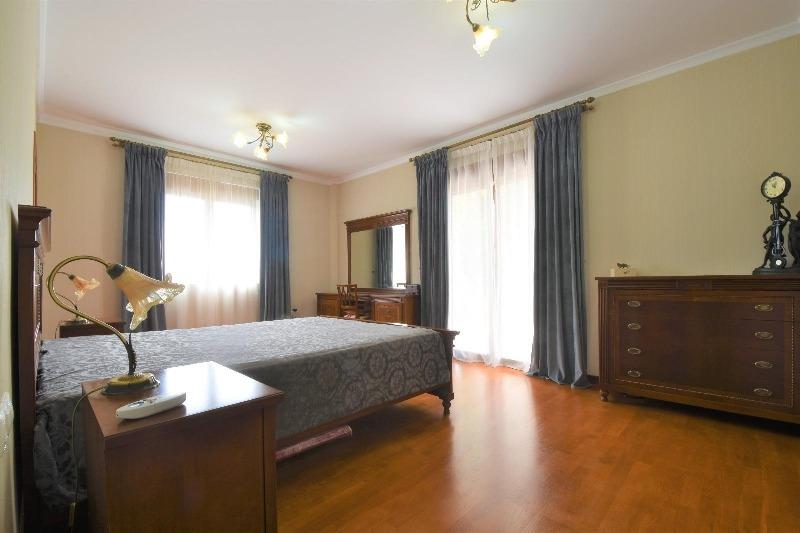 5-Bedroom Villa in Centro de la Ciudad Quesada, Rojales - Image 36