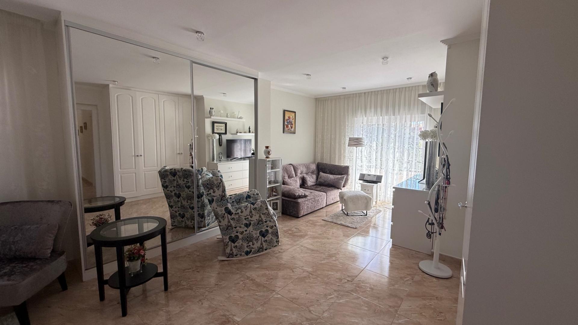 7-Bedroom Villa in Los Balcones - Los Altos del Edén, Torrevieja - Image 30