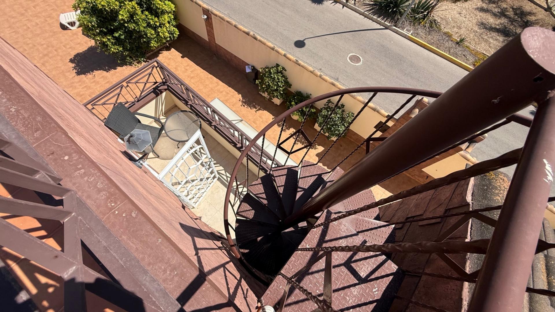 7-Bedroom Villa in Los Balcones - Los Altos del Edén, Torrevieja - Image 47