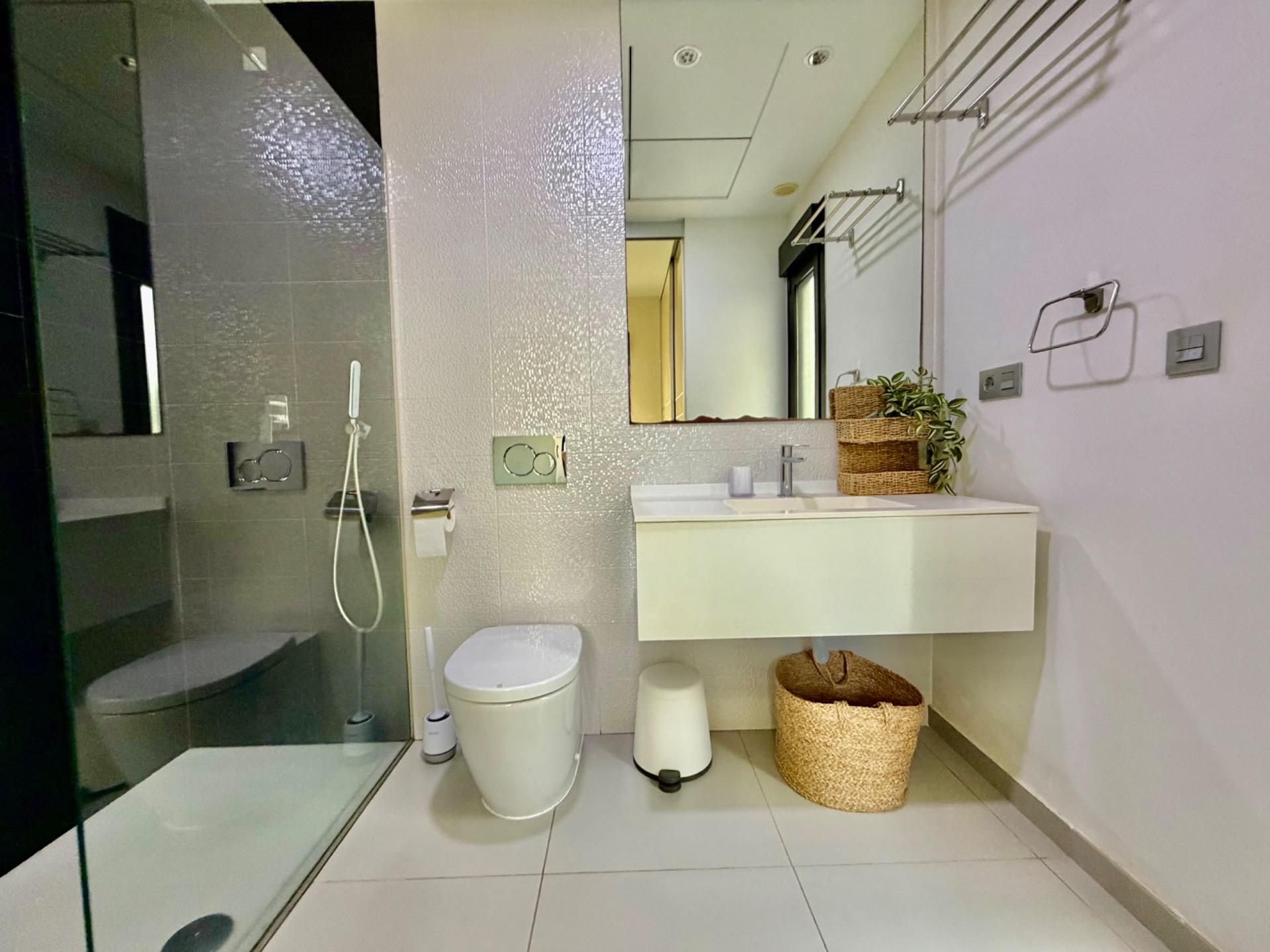 3-Bedroom Villa in Rojales - Image 14