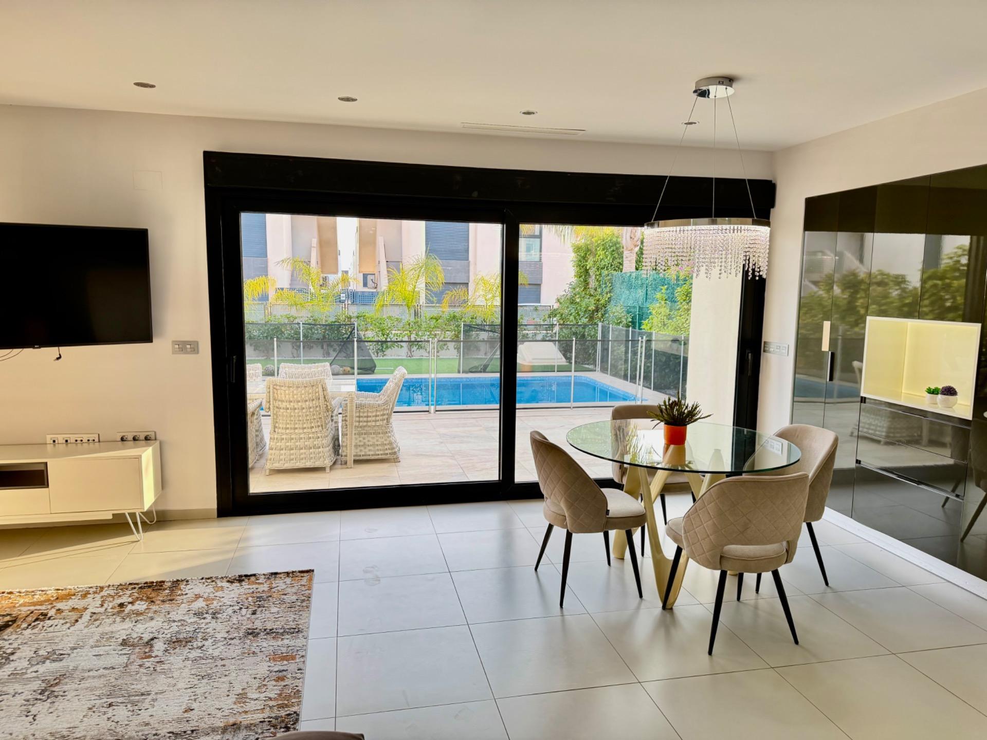 3-Bedroom Villa in Rojales - Image 6