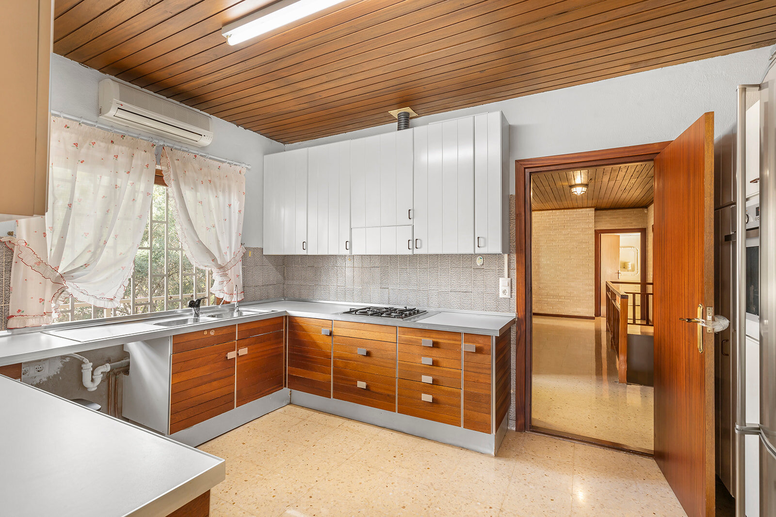 5-Bedroom Villa in Las Filipinas, Orihuela Costa - Image 19