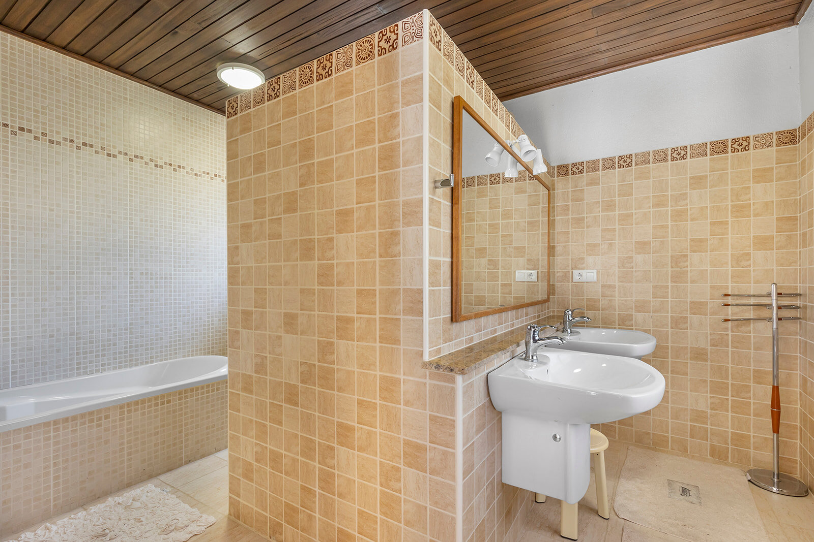 5-Bedroom Villa in Las Filipinas, Orihuela Costa - Image 24