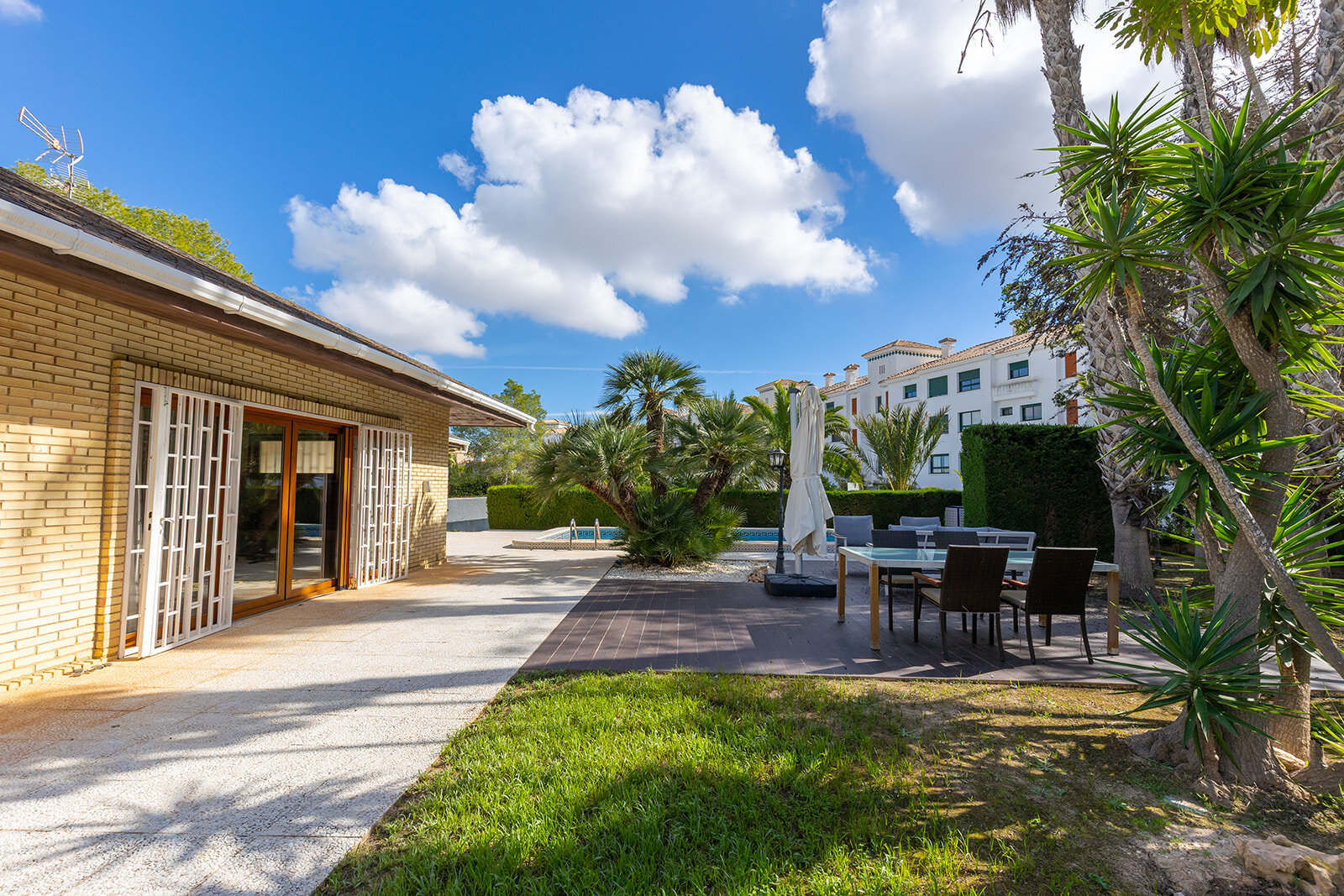 5-Bedroom Villa in Las Filipinas, Orihuela Costa - Image 7