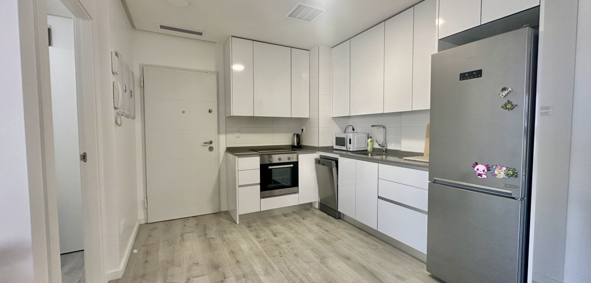 3-Bedroom Apartment in Orihuela Costa - Image 10