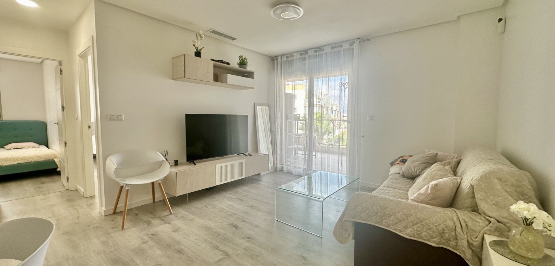 3-Bedroom Apartment in Orihuela Costa - Image 14