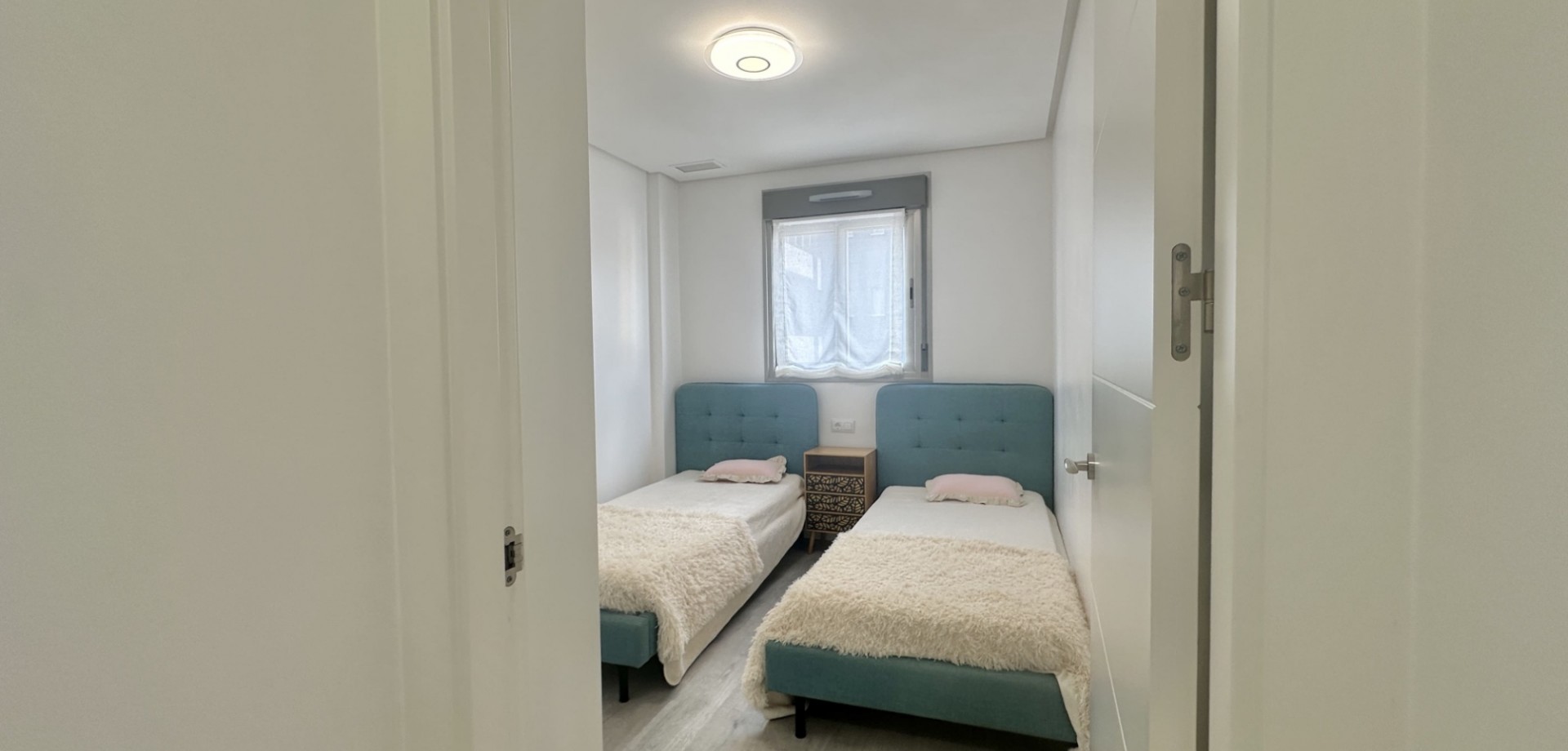 3-Bedroom Apartment in Orihuela Costa - Image 21