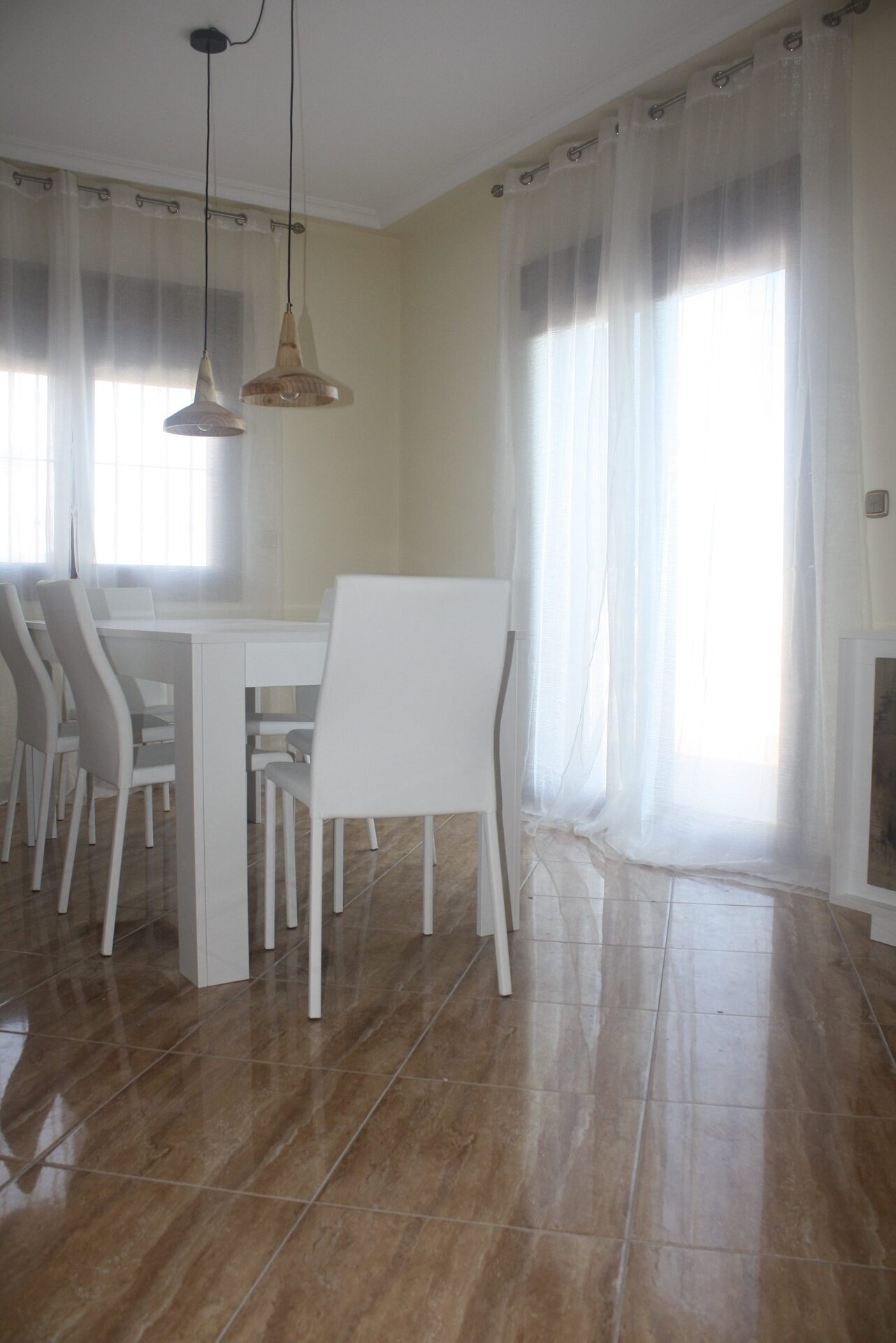 3-Bedroom Detached House in Torrevieja - Image 10