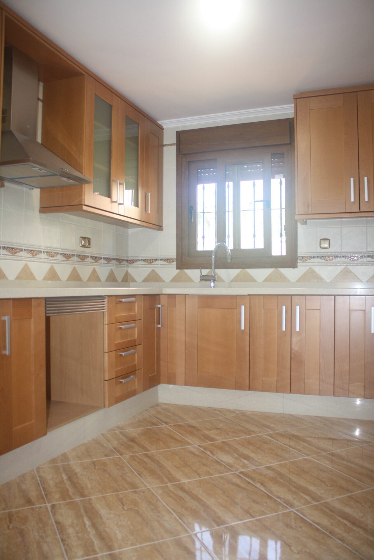 3-Bedroom Detached House in Torrevieja - Image 19