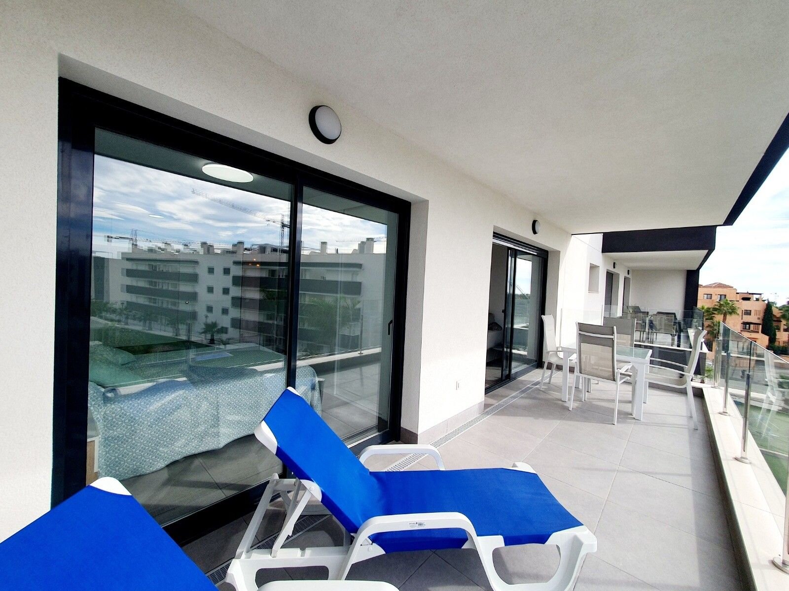 2-Bedroom Apartment in Las Filipinas, Orihuela Costa - Image 13