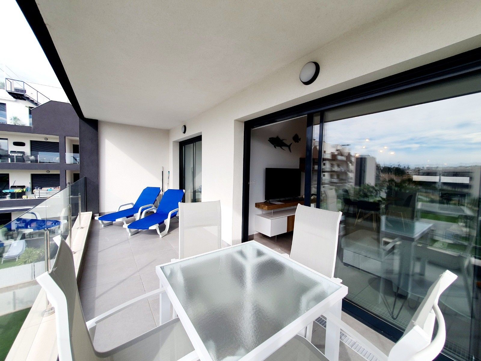 2-Bedroom Apartment in Las Filipinas, Orihuela Costa - Image 15