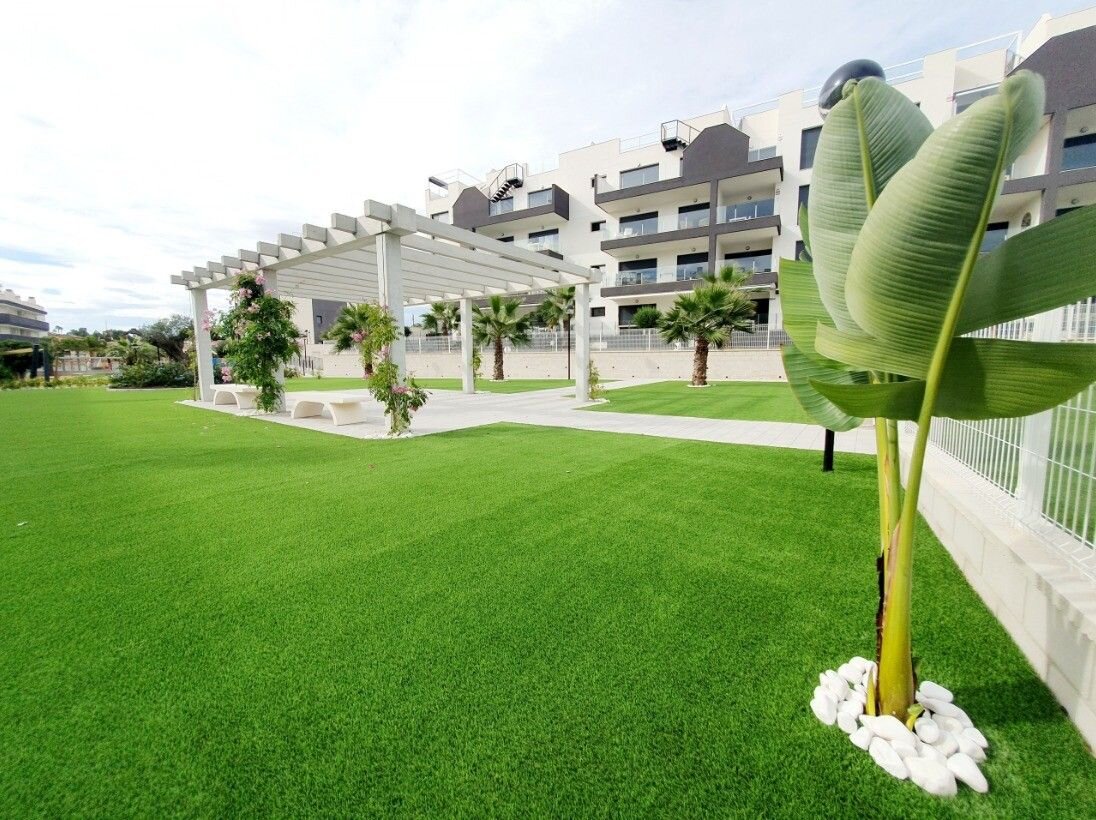 2-Bedroom Apartment in Las Filipinas, Orihuela Costa - Image 26