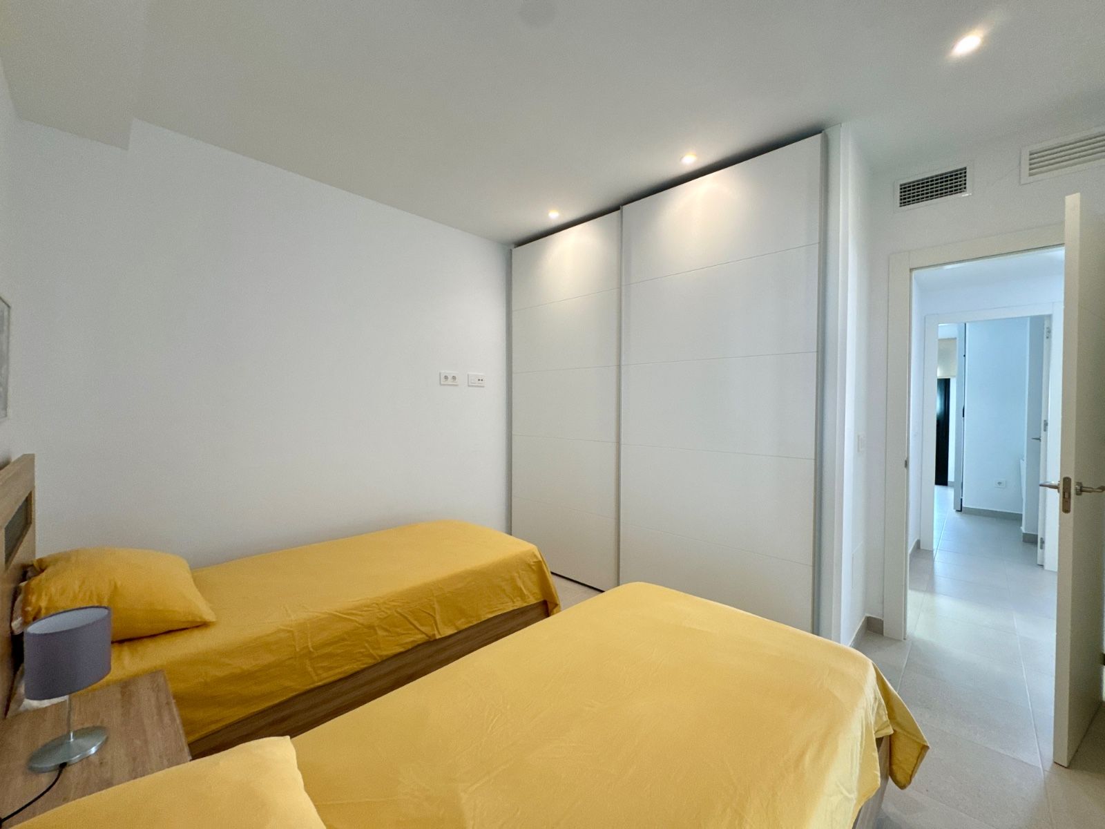 2-Bedroom Apartment in Pilar de la Horadada - Image 18