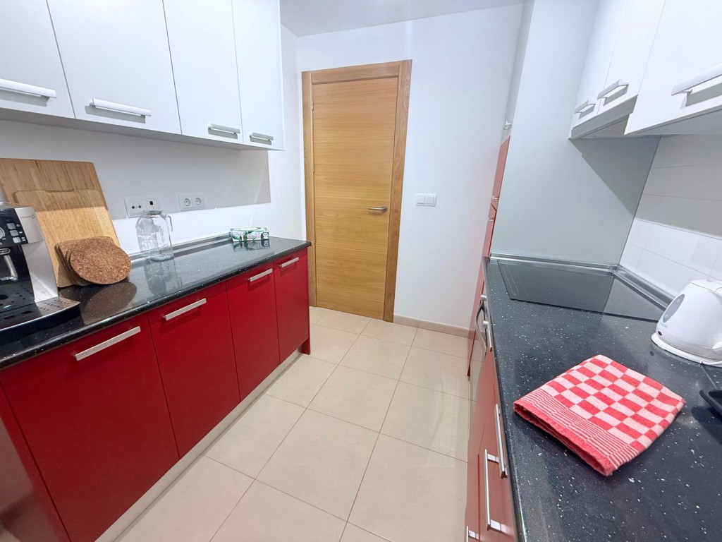 2-Bedroom Apartment in Sucina, Sucina - Image 16