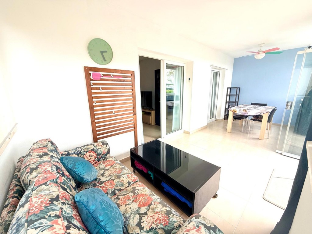 2-Bedroom Apartment in Sucina, Sucina - Image 6