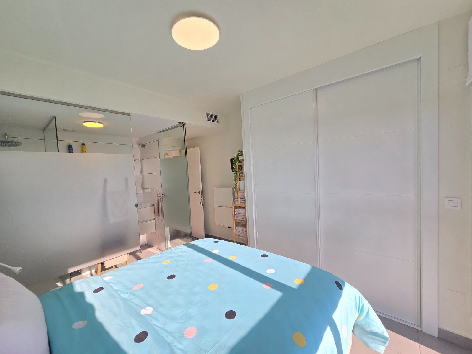 2-Bedroom Apartment in Las Filipinas, Orihuela Costa - Image 10