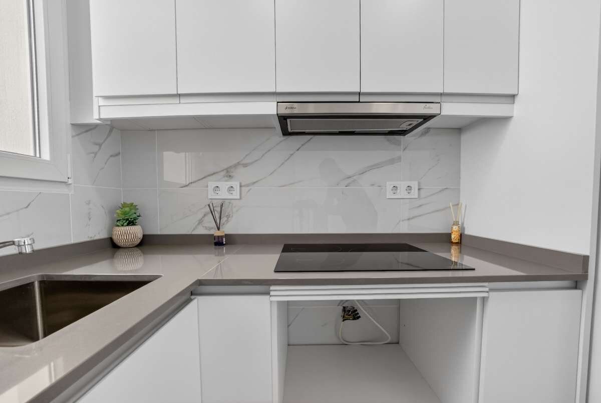 2-Bedroom Apartment in Centro, Torrevieja - Image 10
