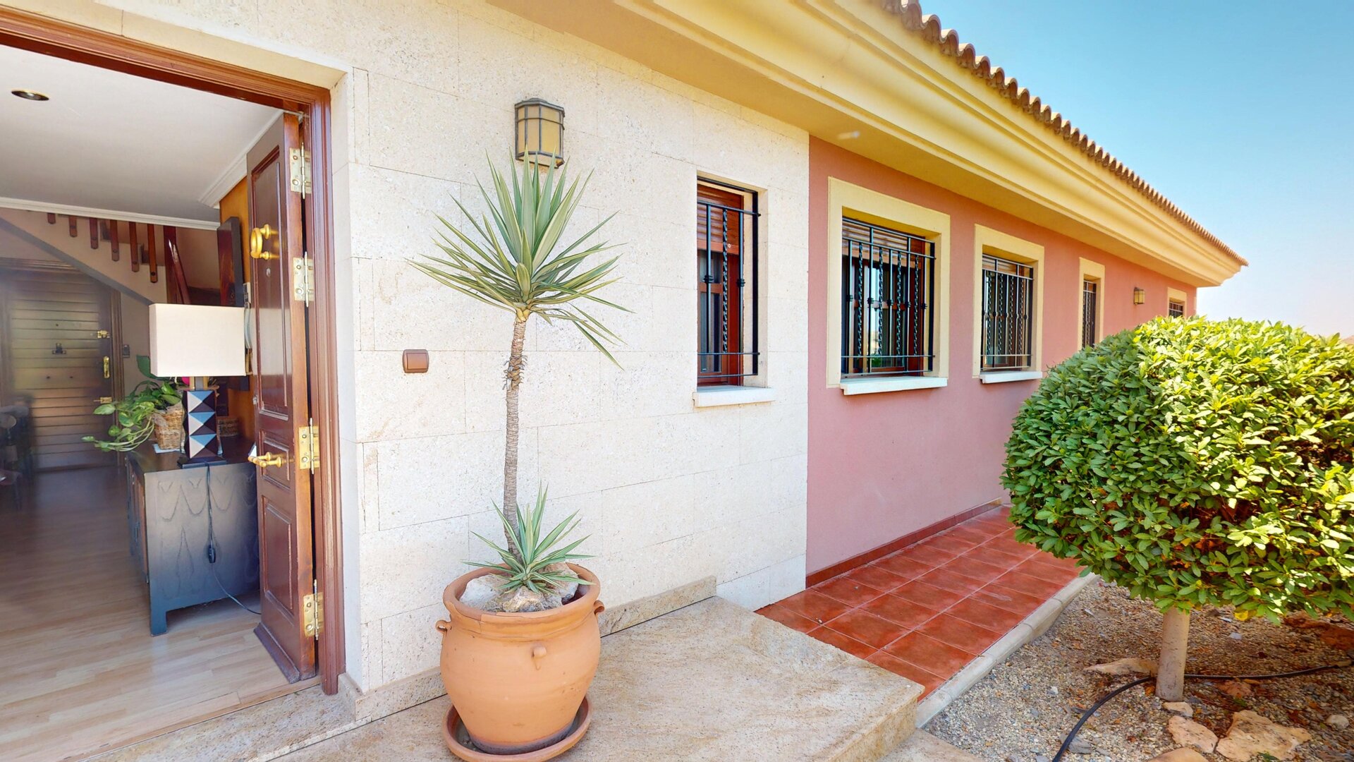5-Bedroom Detached House in Águilas - Image 4