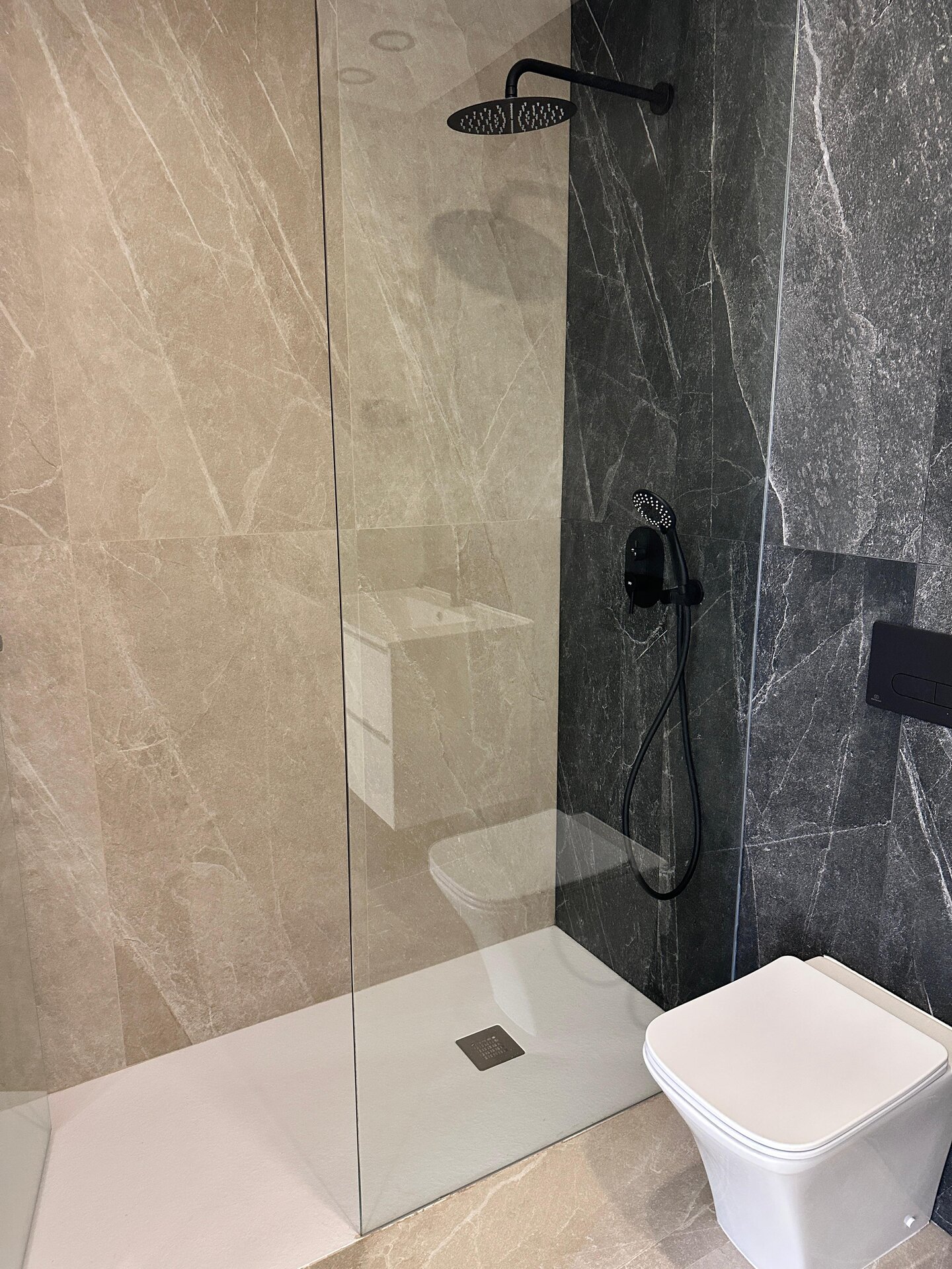 2-Bedroom Apartment in Los Alcázares - Image 21