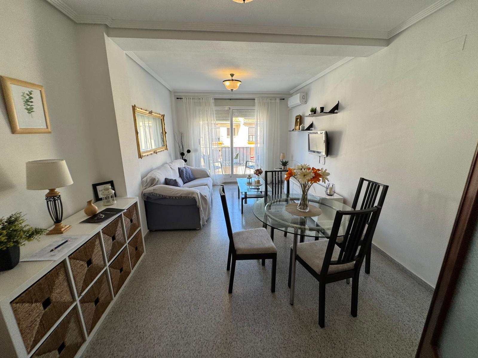 3-Bedroom Apartment in Pueblo 9, San Miguel de Salinas - Image 5