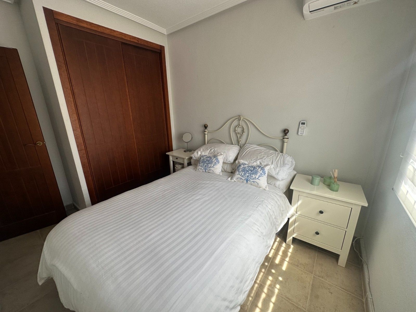 3-Bedroom Apartment in Centro, Torrevieja - Image 12