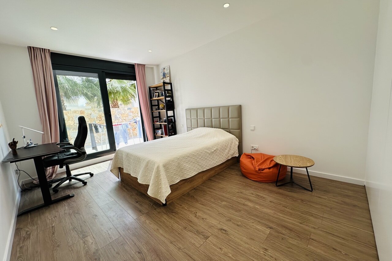 6-Bedroom Villa in Las Colinas Golf, Orihuela - Image 22