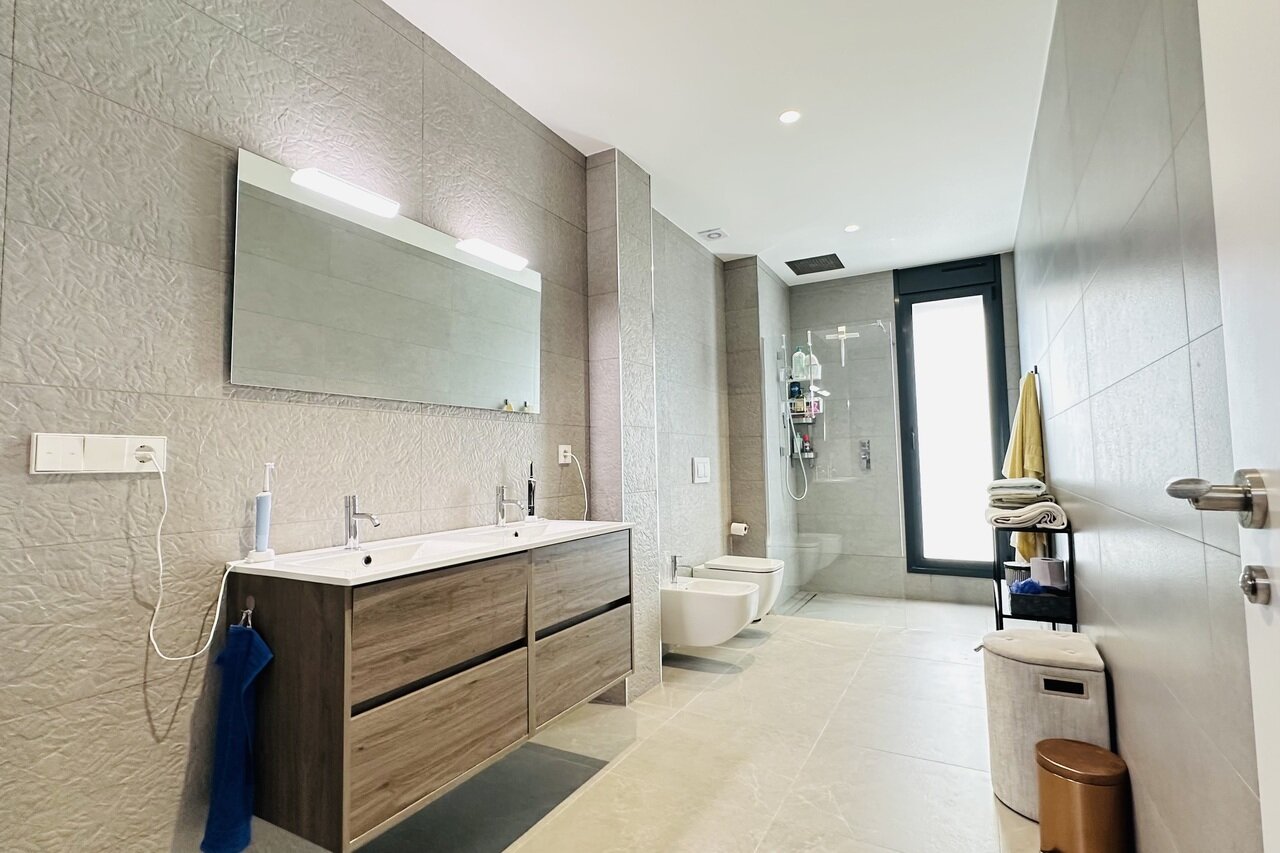 6-Bedroom Villa in Las Colinas Golf, Orihuela - Image 26