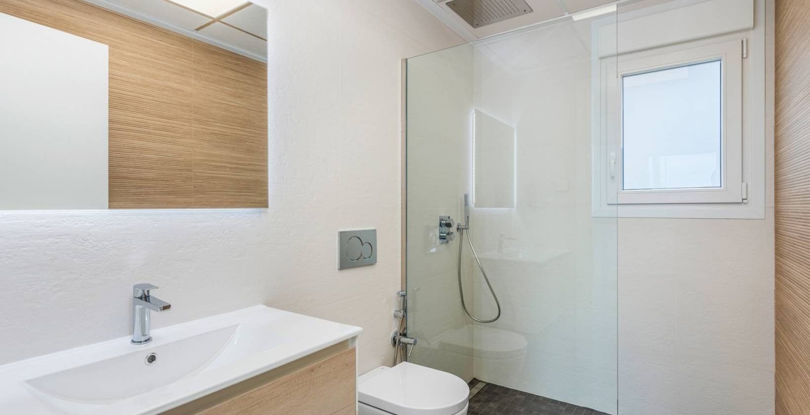 3-Bedroom Villa in Rojales - Image 13