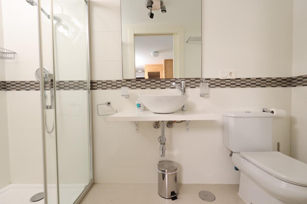 5-Bedroom Villa in Rojales - Image 25