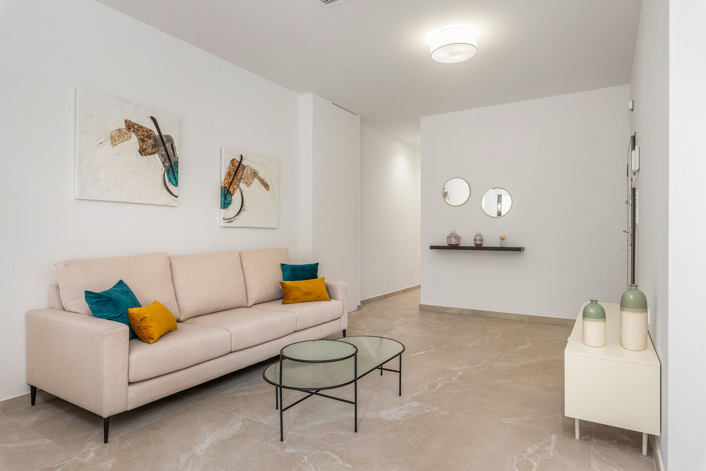 2-Bedroom Apartment in Torrevieja - Image 14