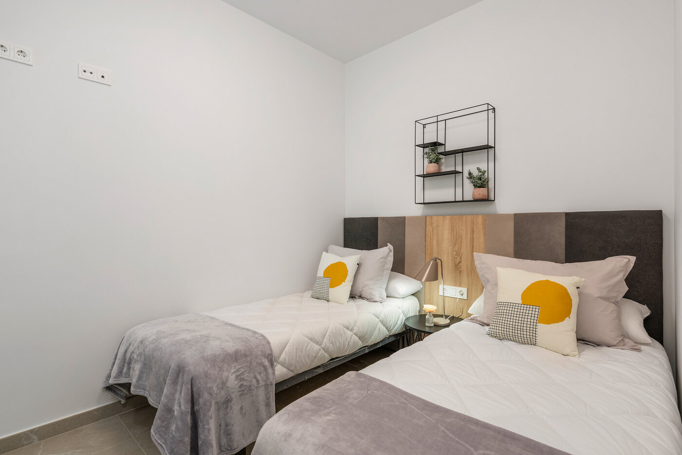 2-Bedroom Apartment in Torrevieja - Image 6