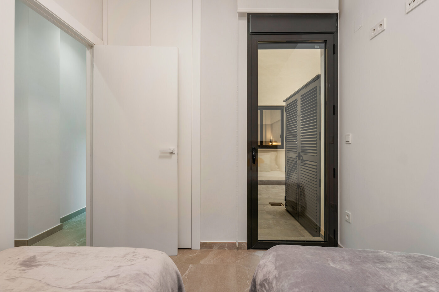 2-Bedroom Apartment in Torrevieja - Image 7