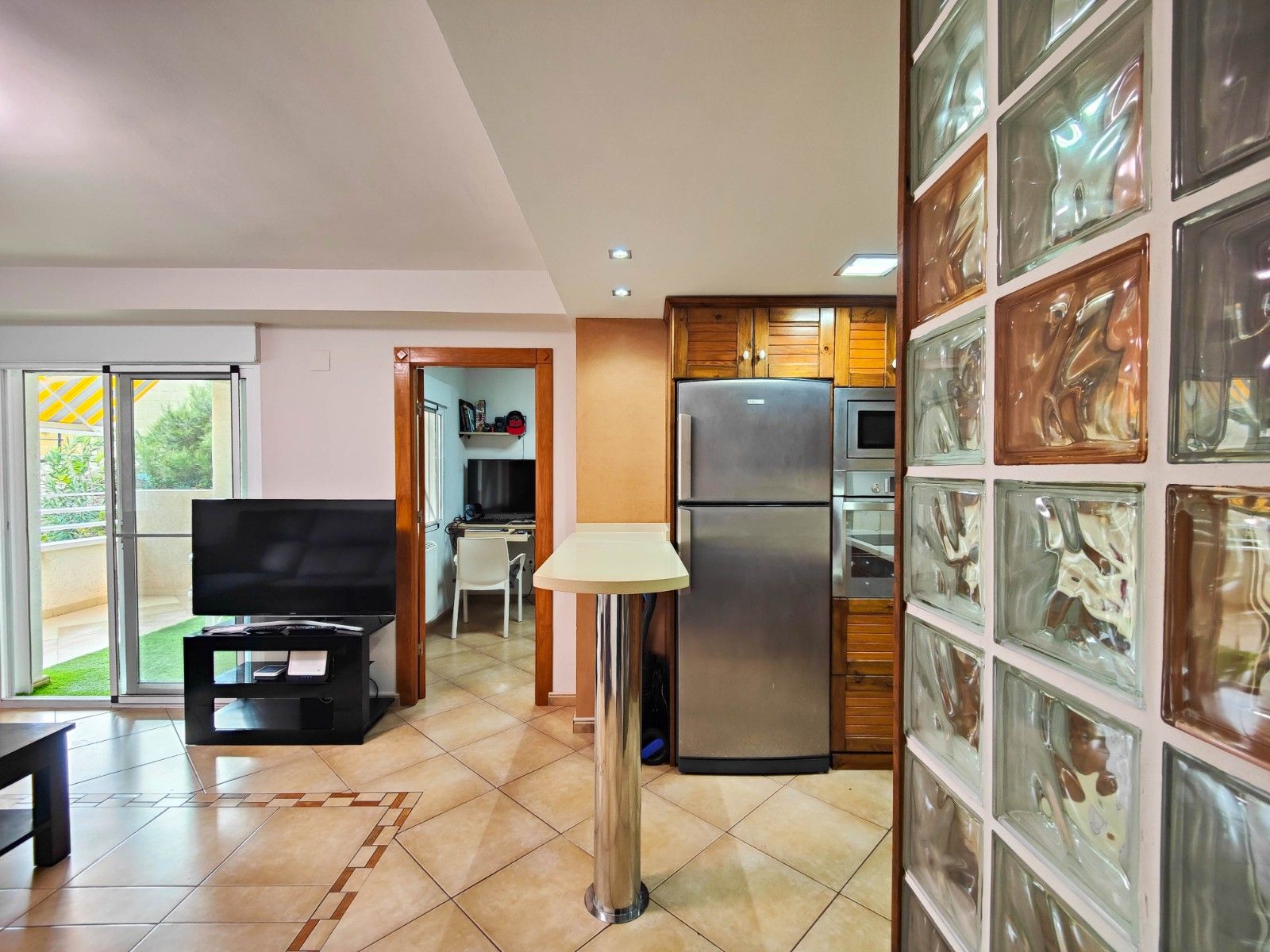 2-Bedroom Apartment in Torre la Mata, Torrevieja - Image 18